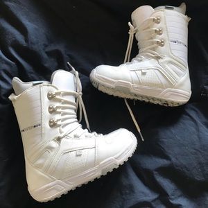 Burton Snowboard Boots!! Size 9